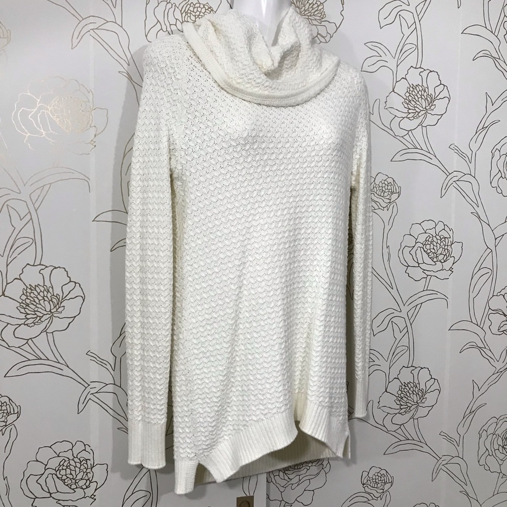Between Me & You Knitted Cowl Sweater View 4